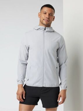 Vuori Outdoor Trainer Shell Jacket Men’s in Platinum Linen Texture Gray Size XS